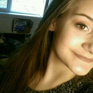 Meet your Posher, Ariana